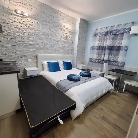 Ashur Apartment